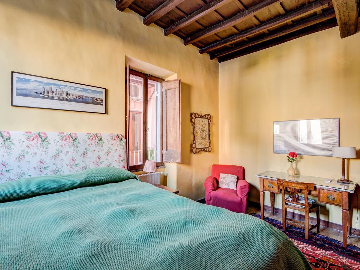 Rsh Via Giulia Apartment Rome